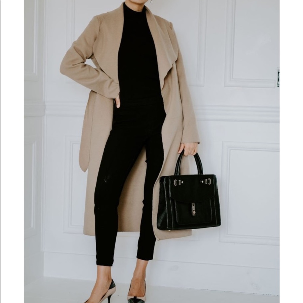 Meet your Posher and Posh Ambassador, Toni